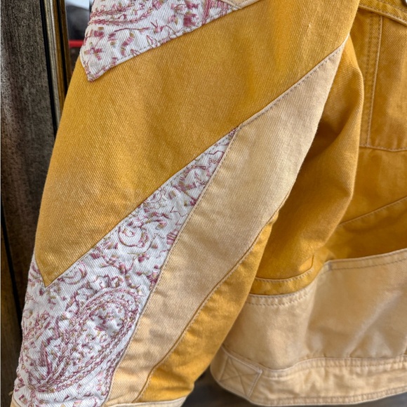 Isabel Marant Pale Yellow Denim Jacket with Contrast Stitching - Picture 5 of 10